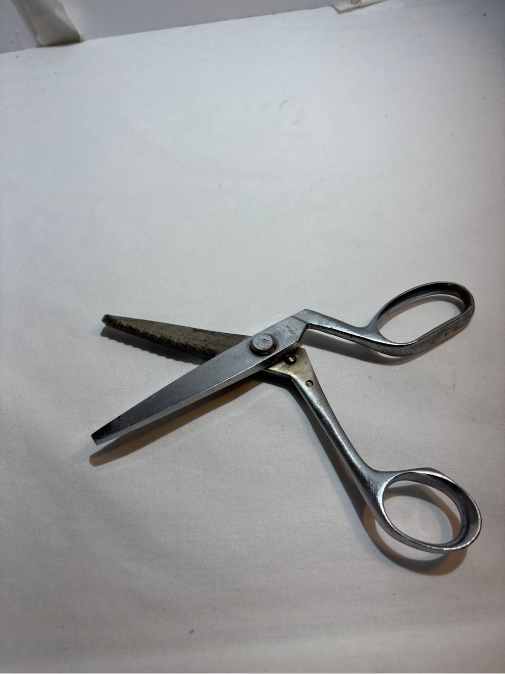 Source Unknown Stainless Steel Texturizing Grooming Scissors - Silver
